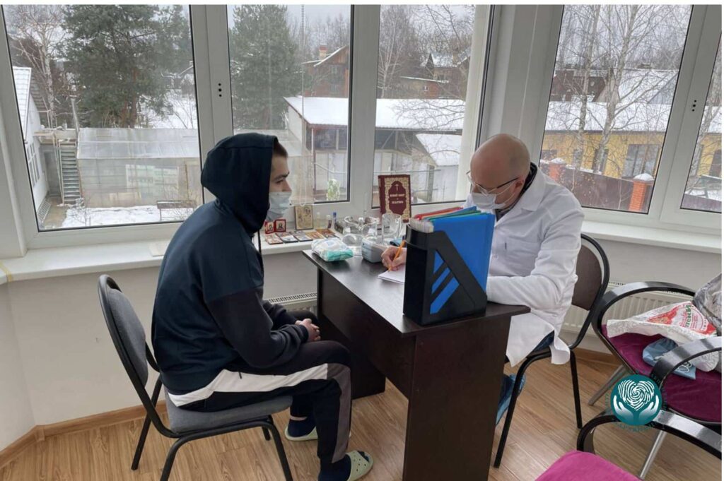 Как вывести алкоголика из запоя: консультация психиатра