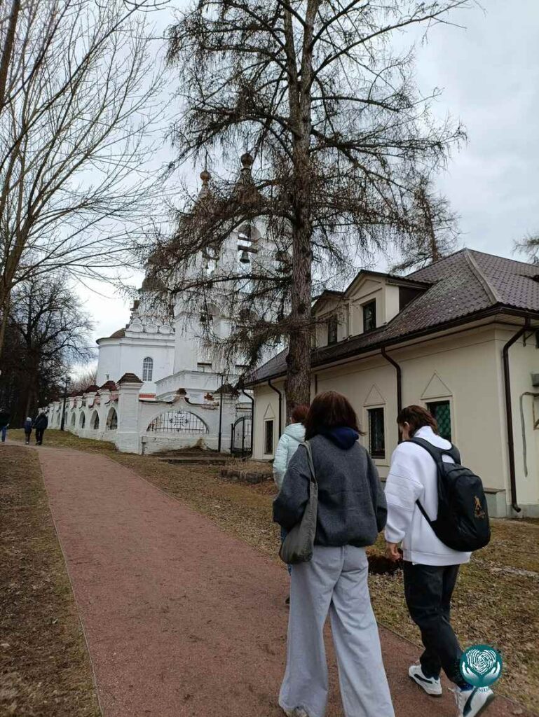 В усадьбе "Вязёмы"