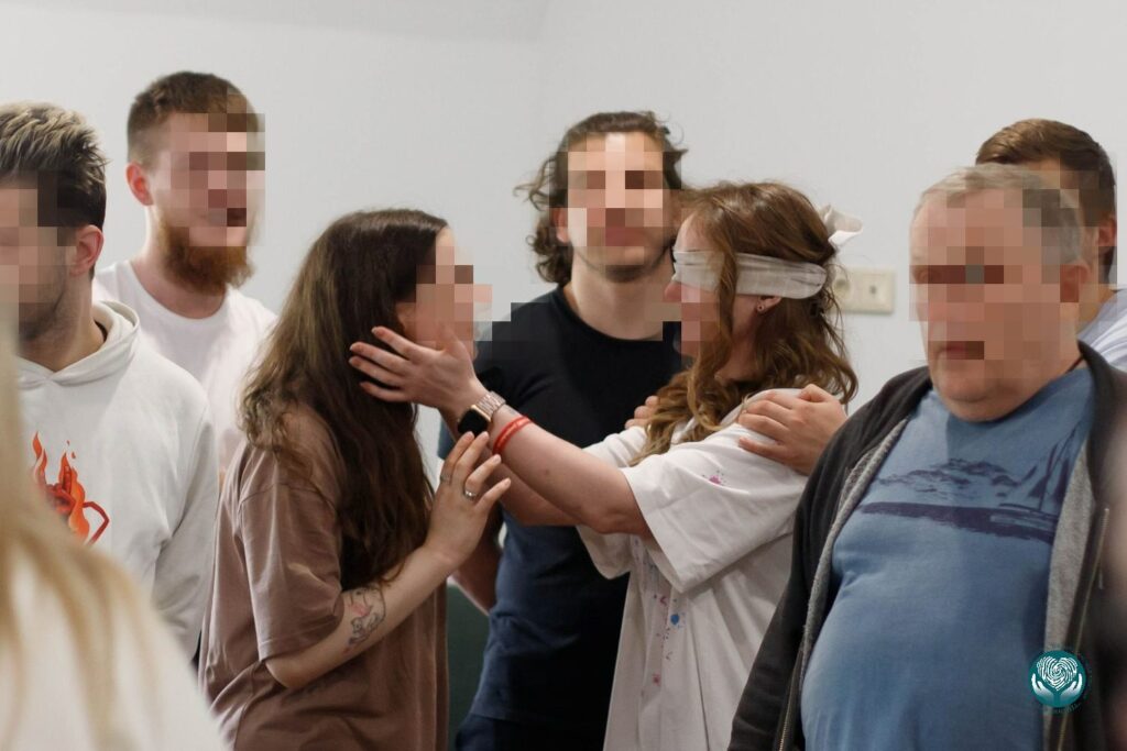 Тренинг на развитие командного духа