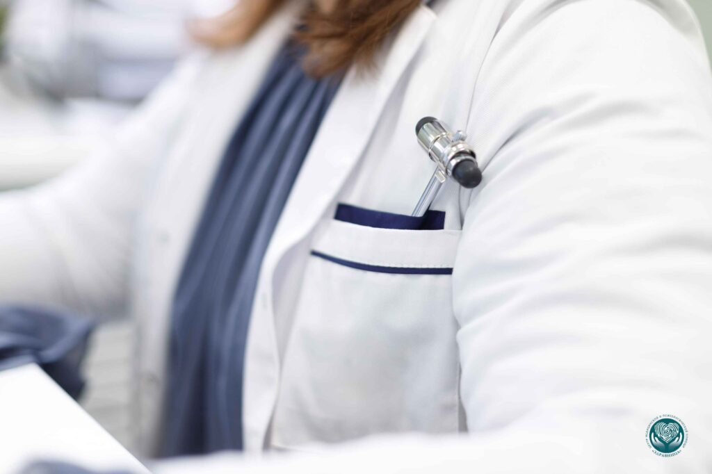 Врач-невролог