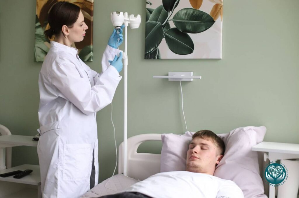 Капельница при выводе из запоя на дому в Москве